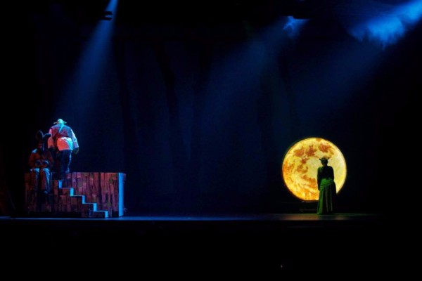  Shrek Set Rental pictures - Stagecraft Theatrical